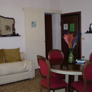 Alojamento de Acomodação e Pequeno-almoço Ca'salvador, Veneza